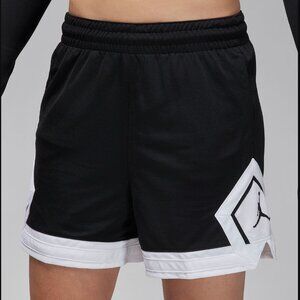 Jordan Women's 4" Diamond Shorts MEDIUM
